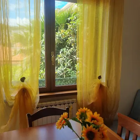 Casa Del Nespolo Apartment *